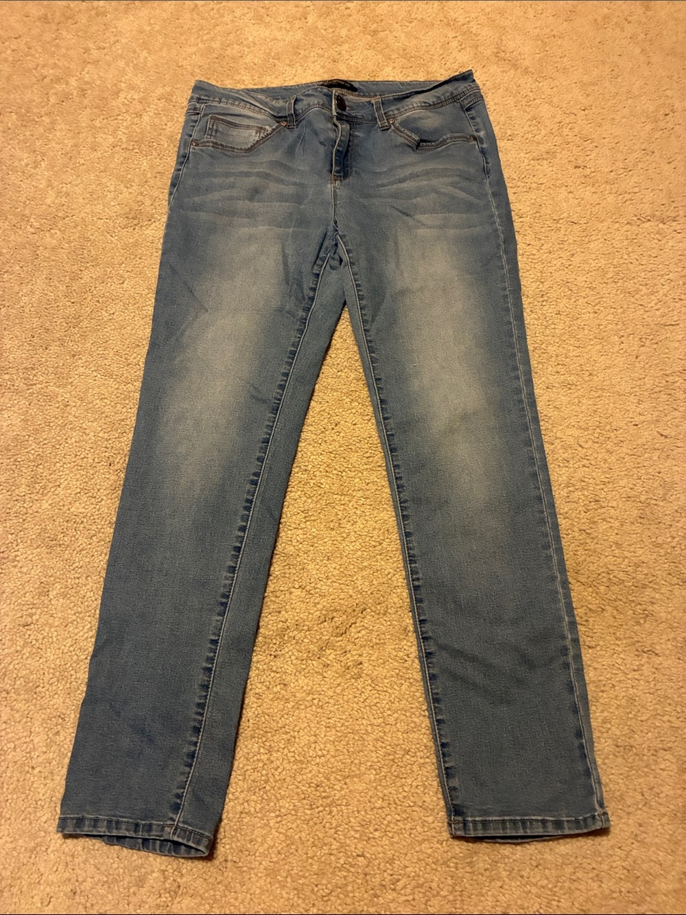 Slim Straight Women’s Jeans in Light Blue